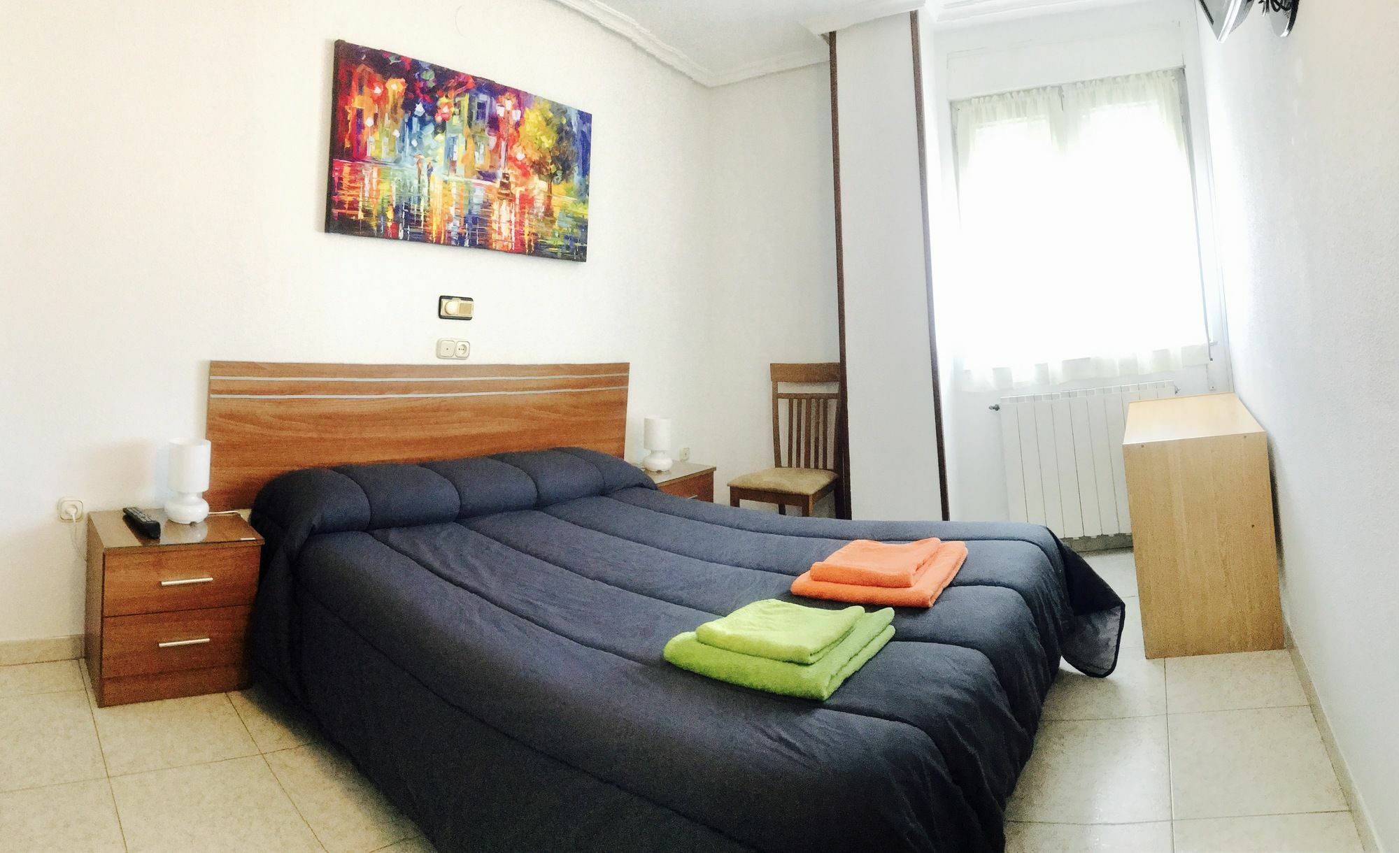 לאון Hostal Sol Naciente מראה חיצוני תמונה