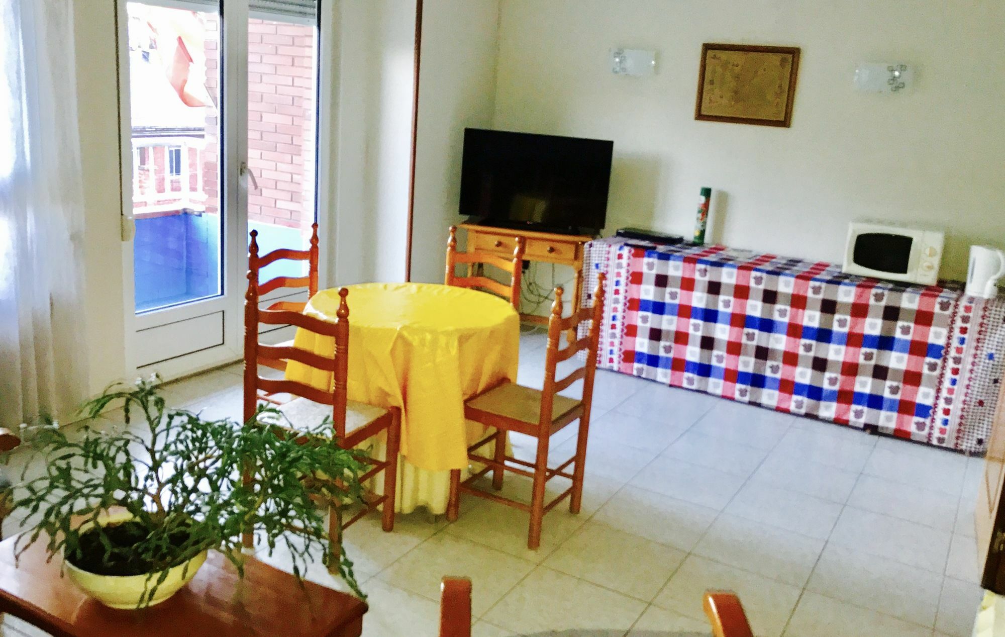 לאון Hostal Sol Naciente מראה חיצוני תמונה